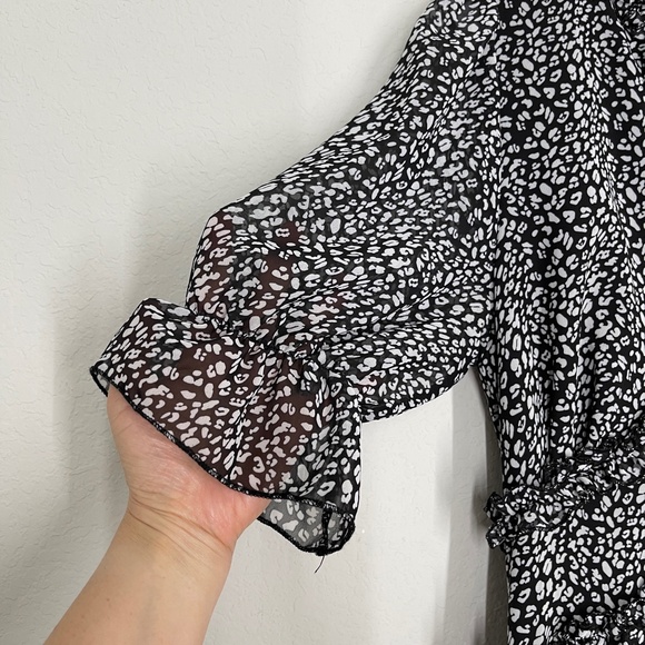 Leopard Print Midi Dress Womens L Lined V Neck Ruffles Short Sleeve - Picture 3 of 14